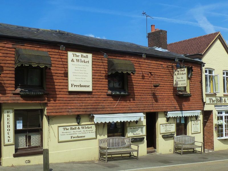 Ball & Wicket, Upper Hale. (Pub, External). Published on 01-10-2013
