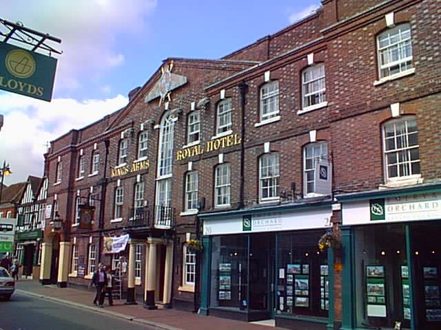 Kings Arms & Royal Hotel - Godalming. (Pub). Published on 03-11-2012