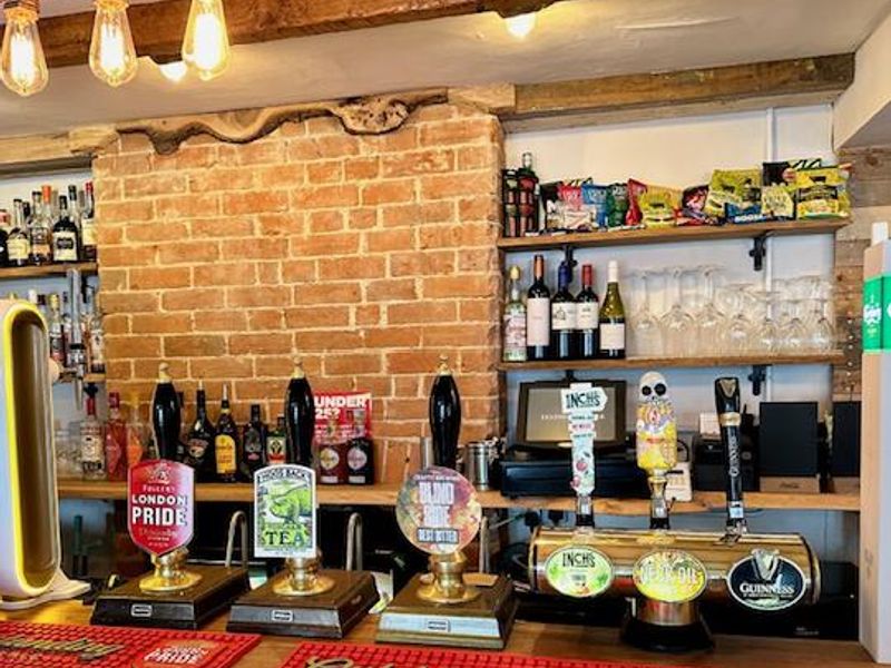 (Pub, Bar). Published on 08-04-2024 