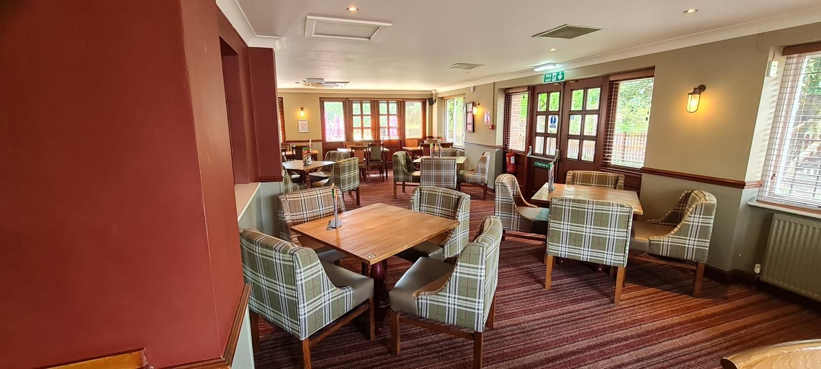 Seating area. (Pub). Published on 14-04-2024