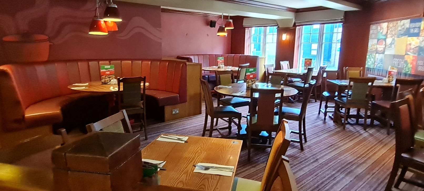 Dining area. (Pub, Restaurant). Published on 14-04-2024