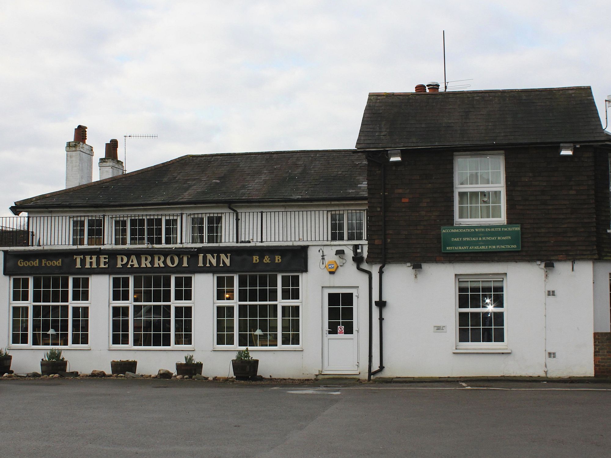 The Parrot Inn, Shalford. (Pub, External). Published on 08-04-2014