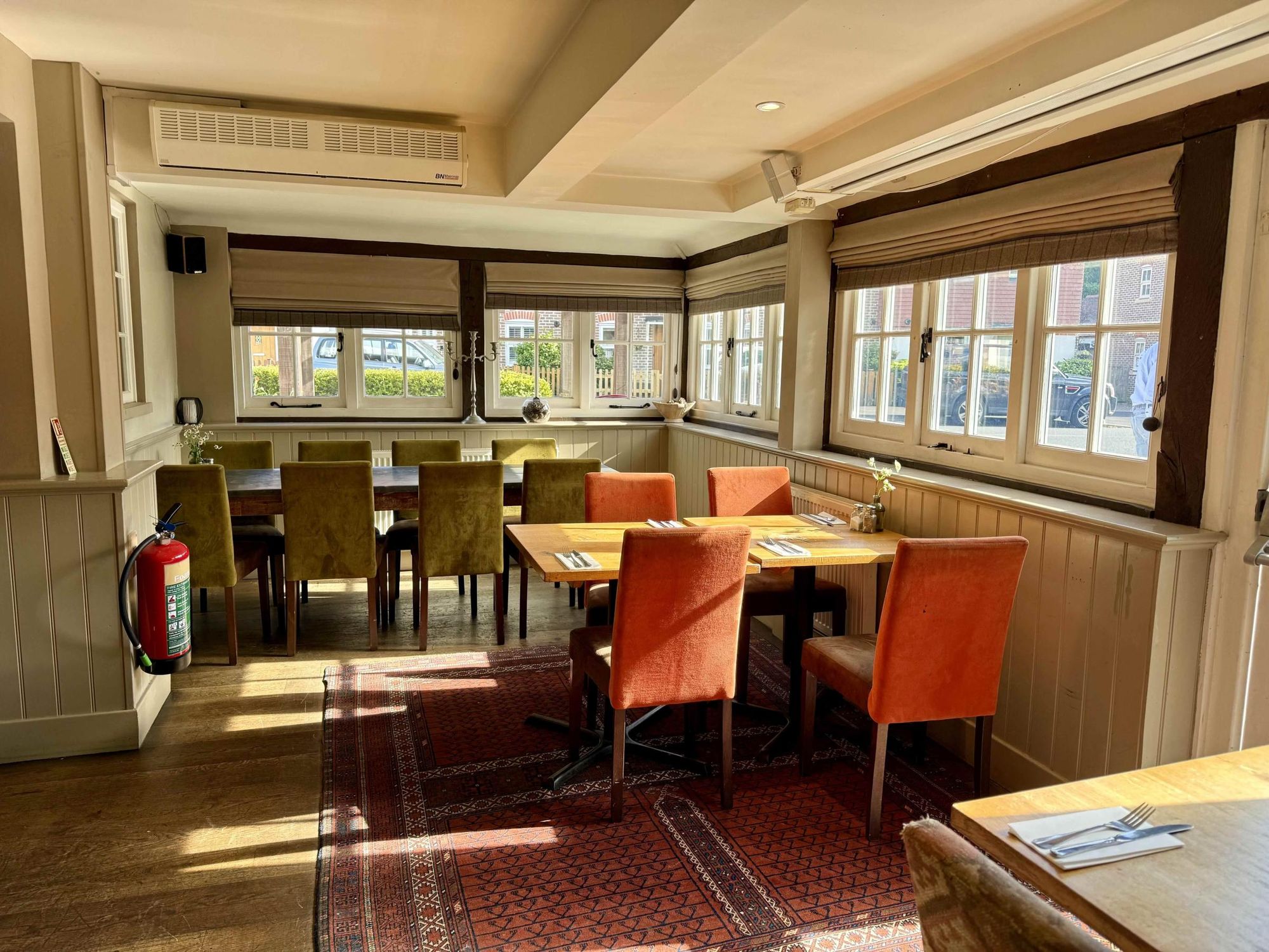 dining room . (Restaurant). Published on 10-06-2026