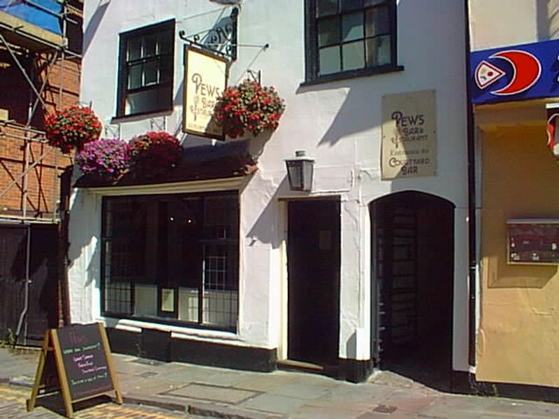 Pews Wine Bar - Guildford. (Pub). Published on 03-11-2012