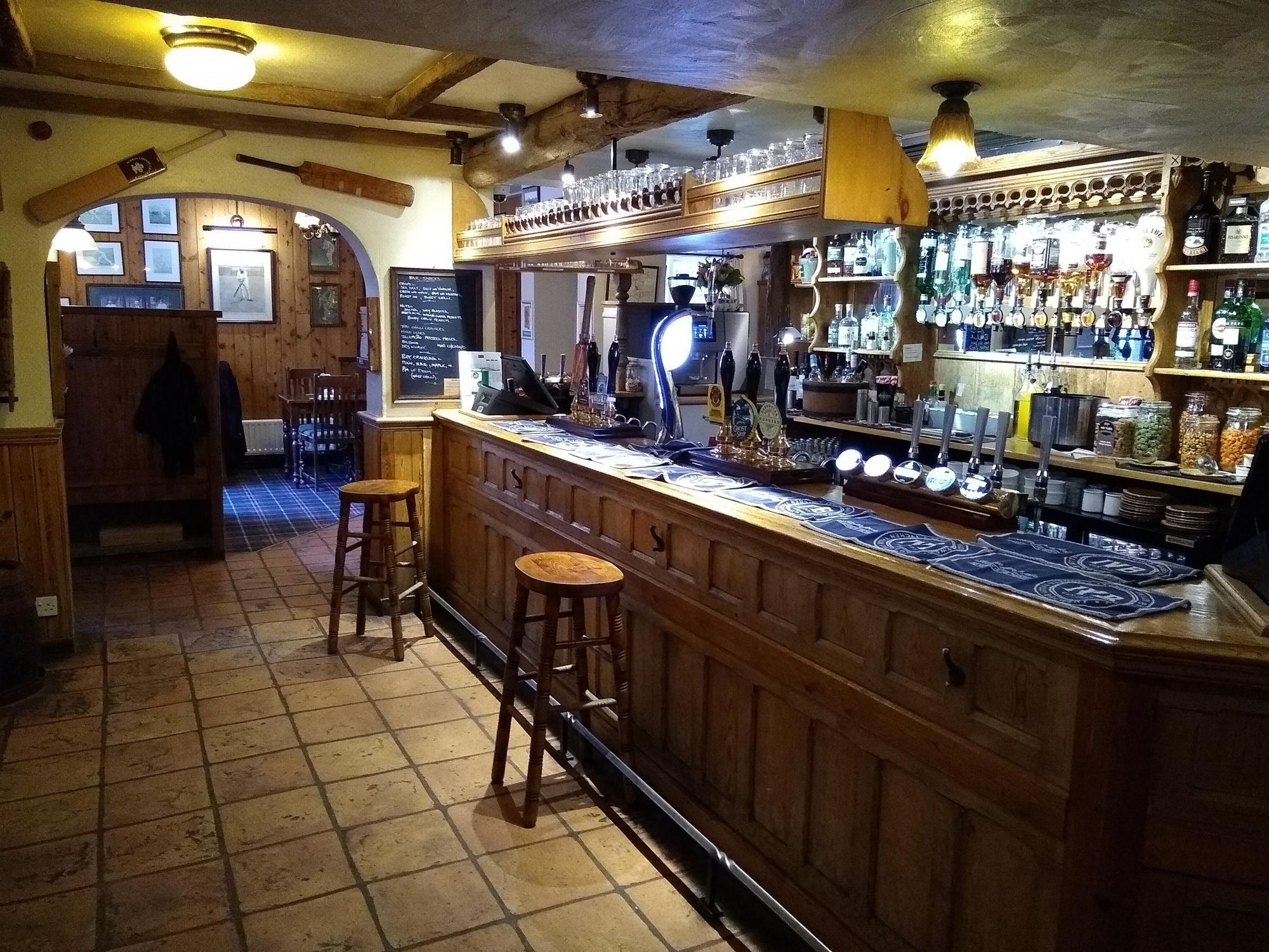 Bar. (Bar). Published on 10-02-2020