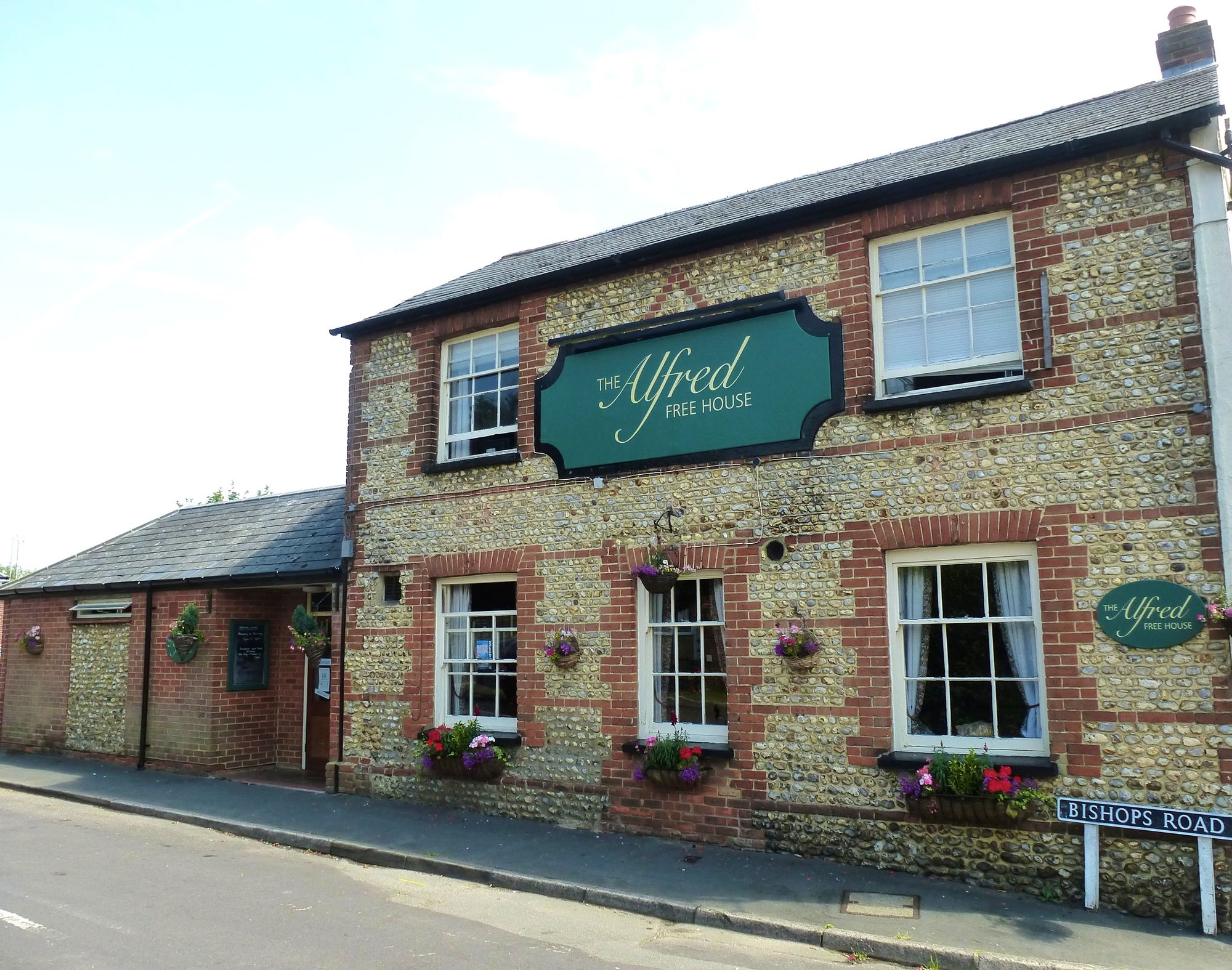 Alfred, Upper Hale. (Pub, External). Published on 01-10-2013