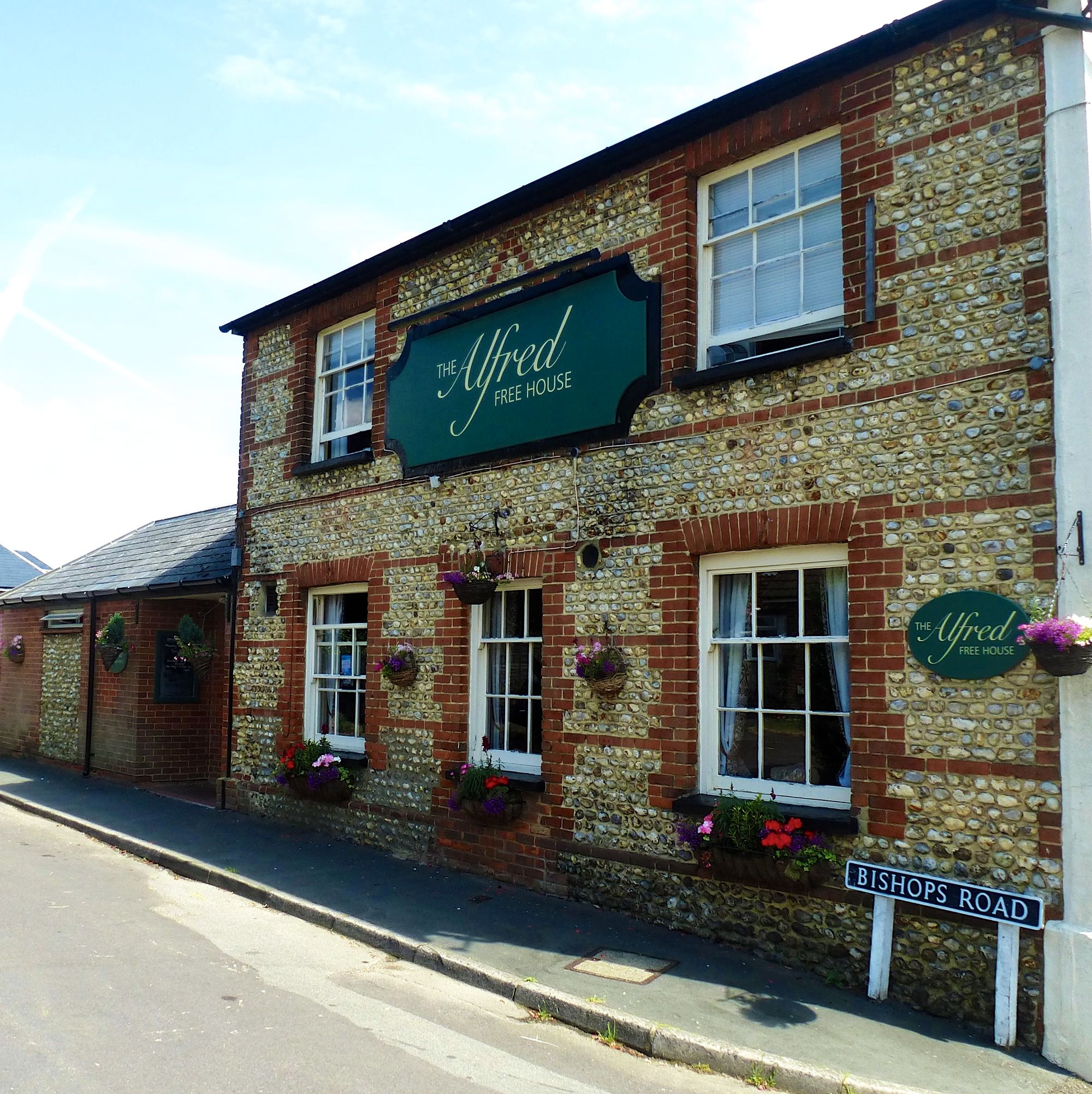Alfred, Upper Hale. (Pub, External). Published on 01-10-2013