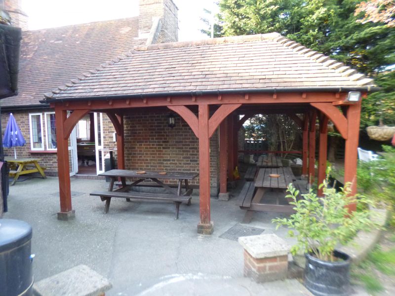 Red Lion Smoking Area. (Pub, External, Garden). Published on 26-03-2022 