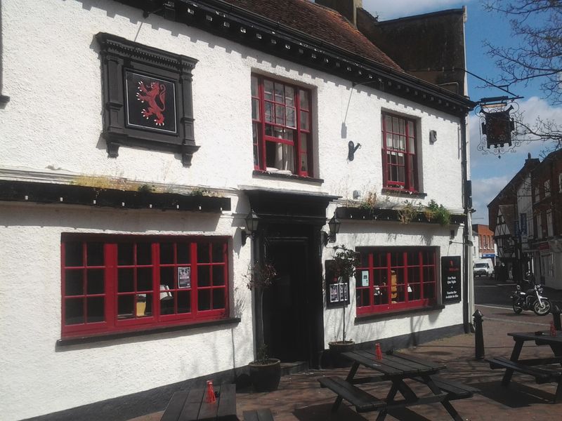 Red Lion, Godalming. (Pub, External). Published on 26-04-2014 