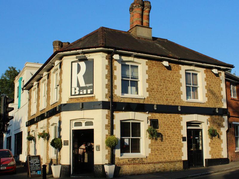 (Pub, Key). Published on 25-06-2018