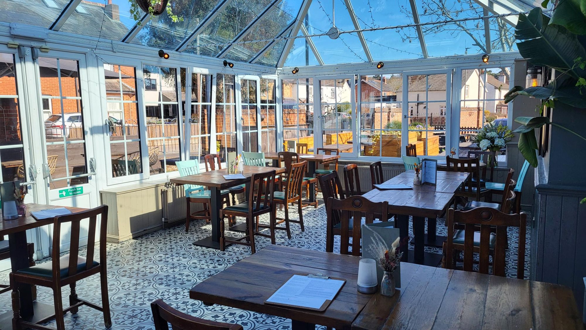 Conservatory. (Restaurant). Published on 03-04-2025