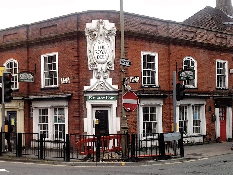 Royal Deer, Farnham. (Pub, External). Published on 08-04-2014