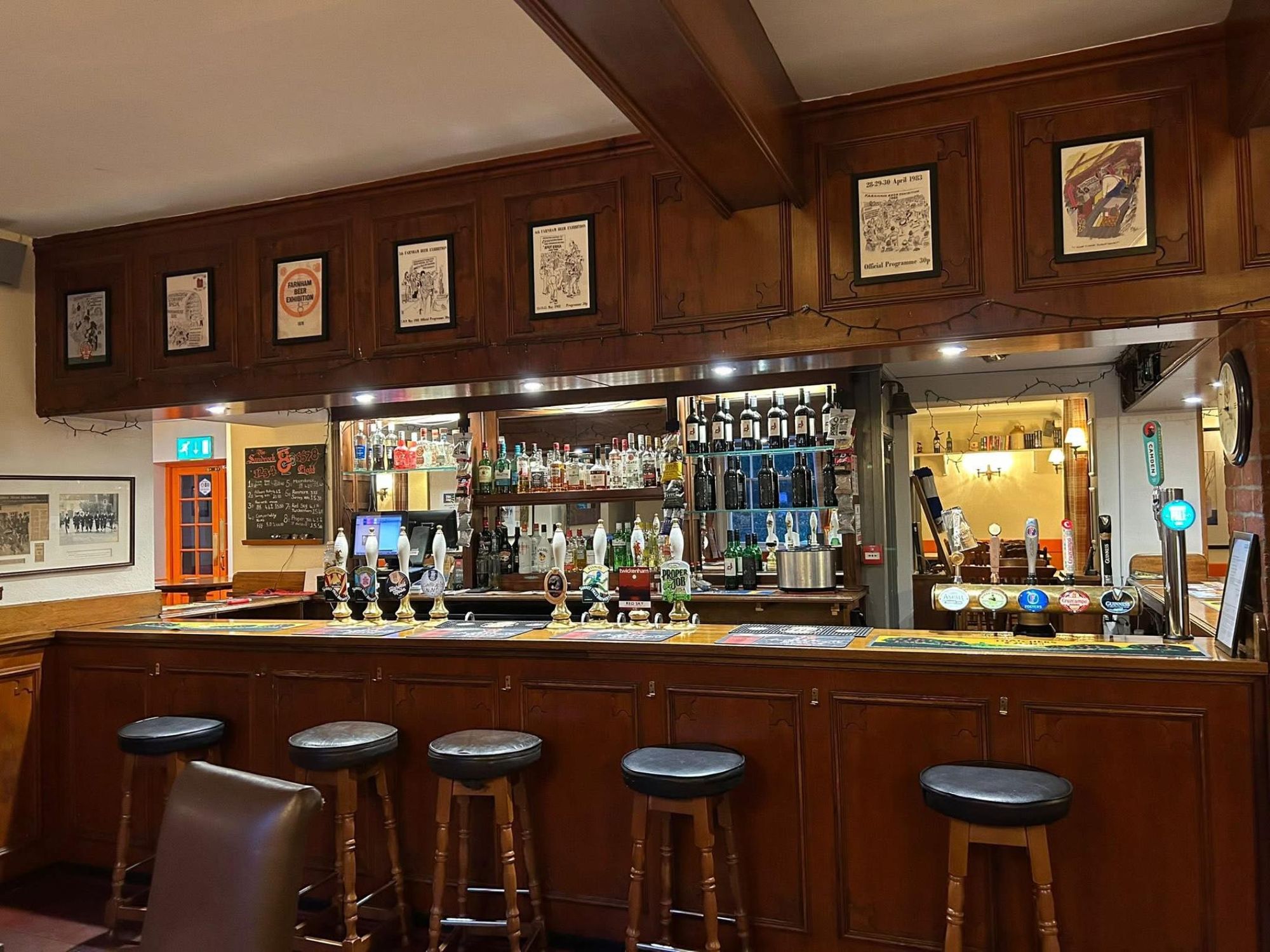 (Bar). Published on 11-02-2026