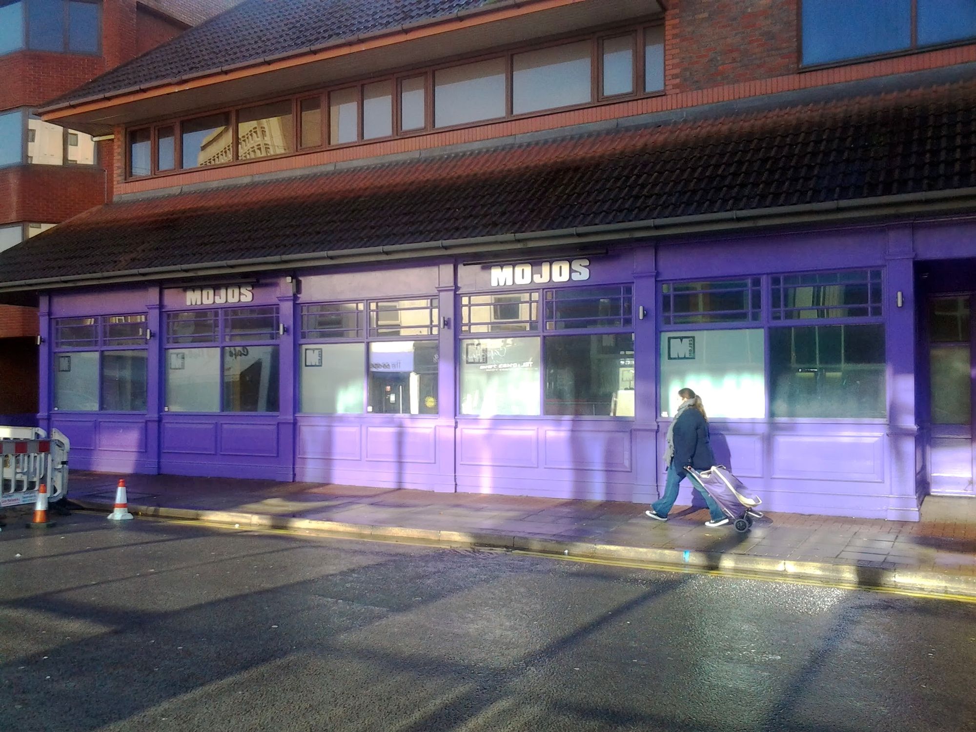 Mojos, Woking. (Pub, External). Published on 08-04-2014