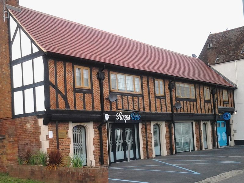 Seven Stars, Farnham. (Pub, External). Published on 26-04-2014