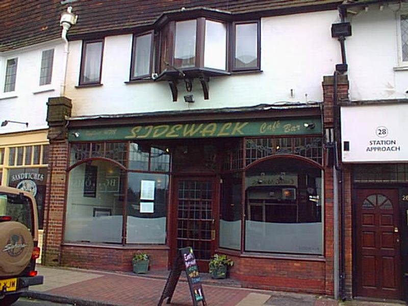 Sidewalk Cafe Bar - West Byfleet. (Pub). Published on 03-11-2012
