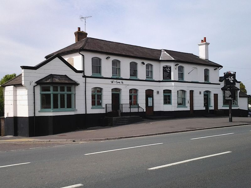 Swan Inn, Farnborough. (Pub, External). Published on 05-05-2014 