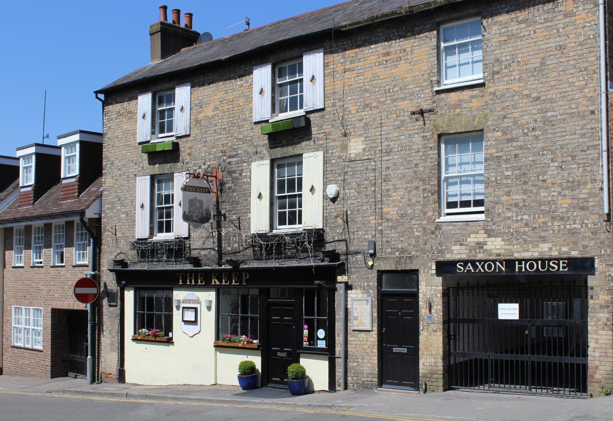 (Pub, Key). Published on 08-05-2018