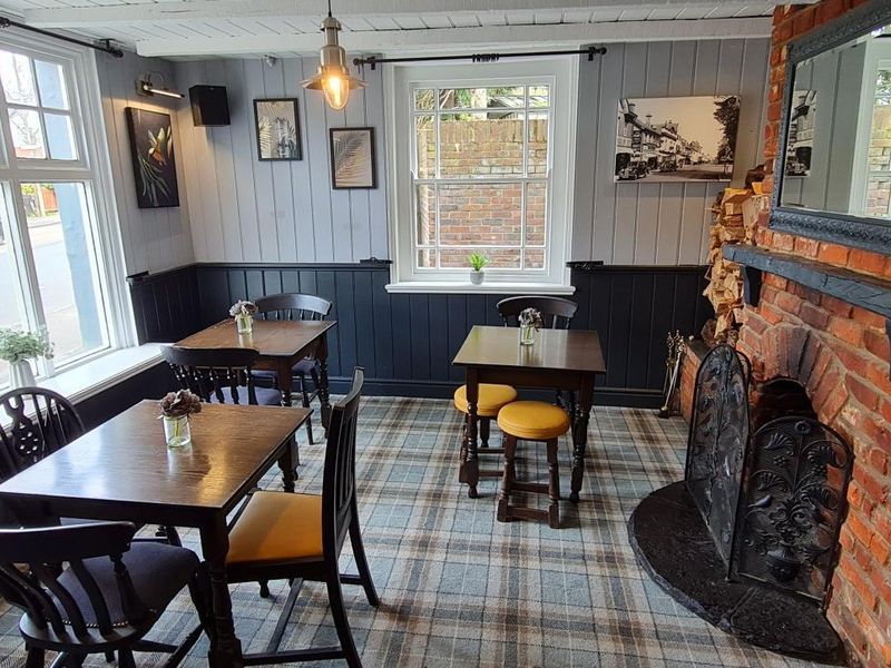 General bar, front. (Pub, Bar). Published on 08-04-2024 