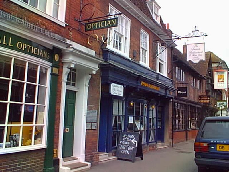 Vienna Restaurant & Wine Bar - Farnham. (Pub). Published on 03-11-2012 
