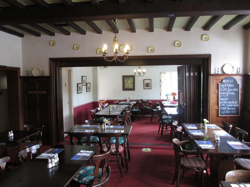 Wellingtons, Upper Hale. (Pub). Published on 03-08-2014 