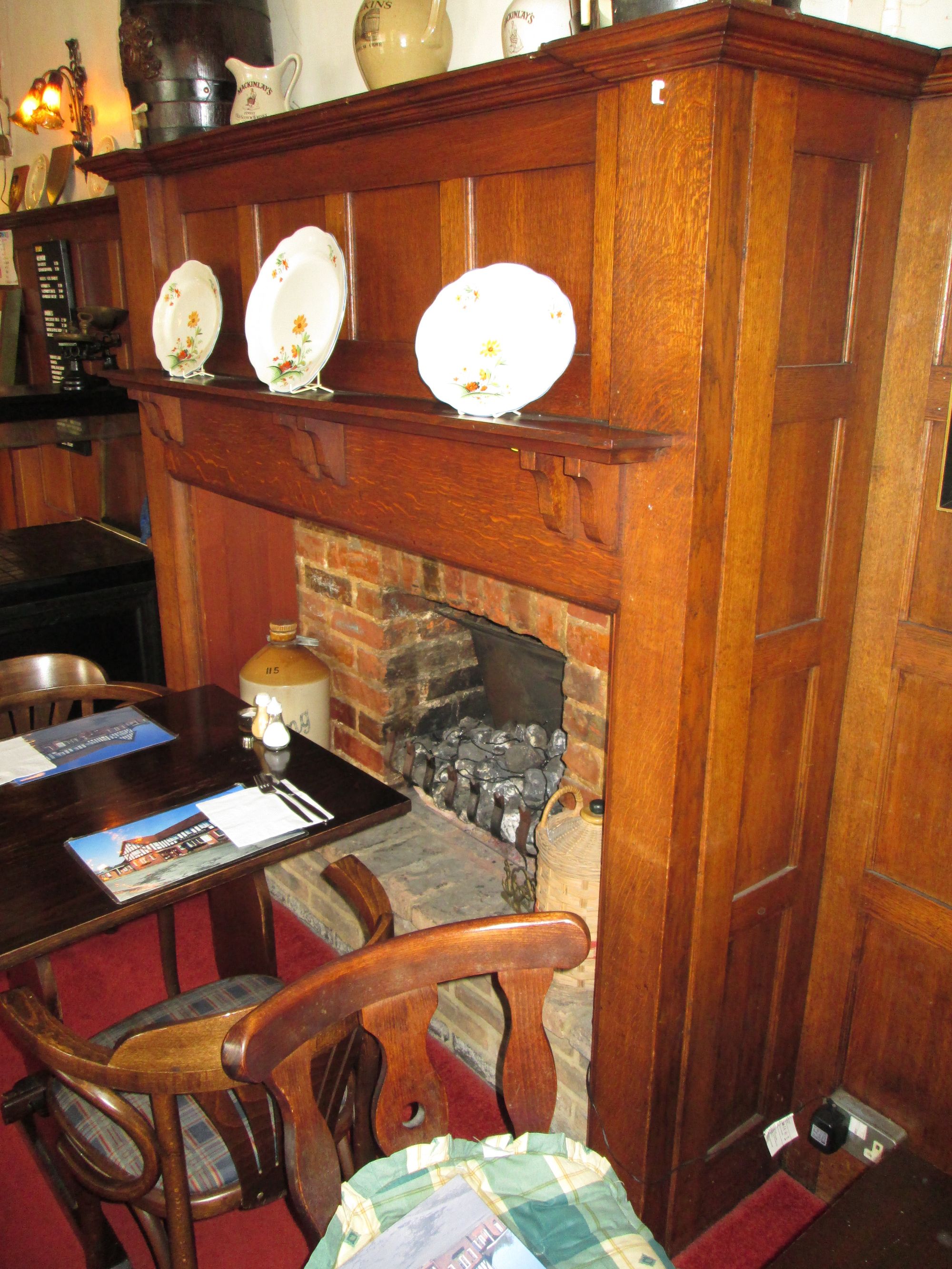Wellingtons, Upper Hale. (Pub). Published on 03-08-2014