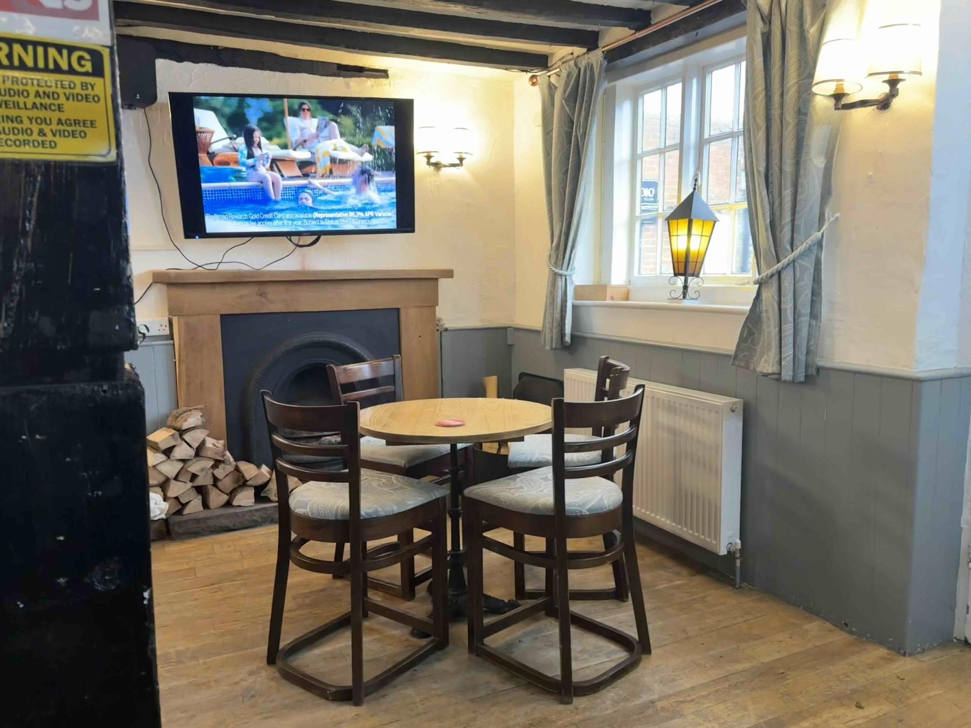 bar. (Pub, Bar). Published on 20-02-2026