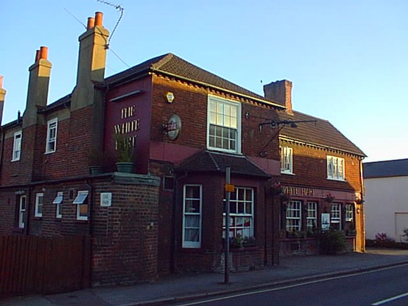 White Hart - Old Woking. (Pub). Published on 03-11-2012