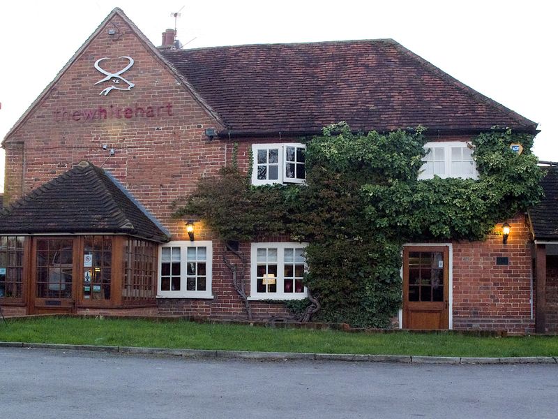 White Hart, Wood Street. (Pub, External). Published on 08-04-2014