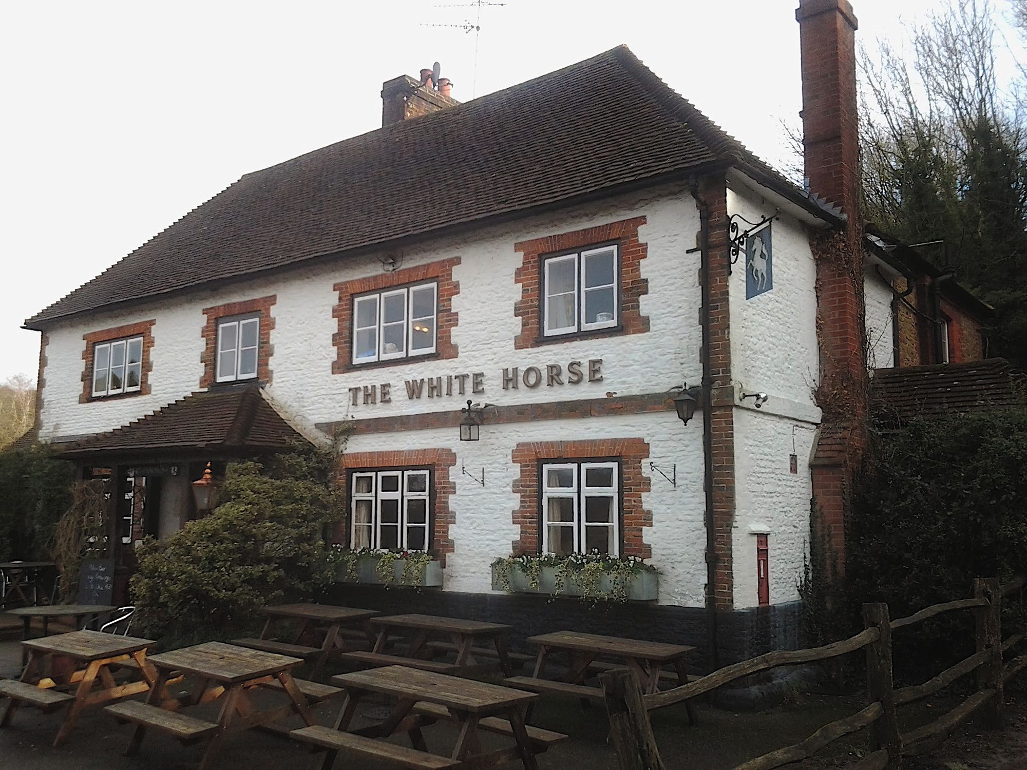 White Horse, Hascombe. (Pub, External). Published on 08-04-2014