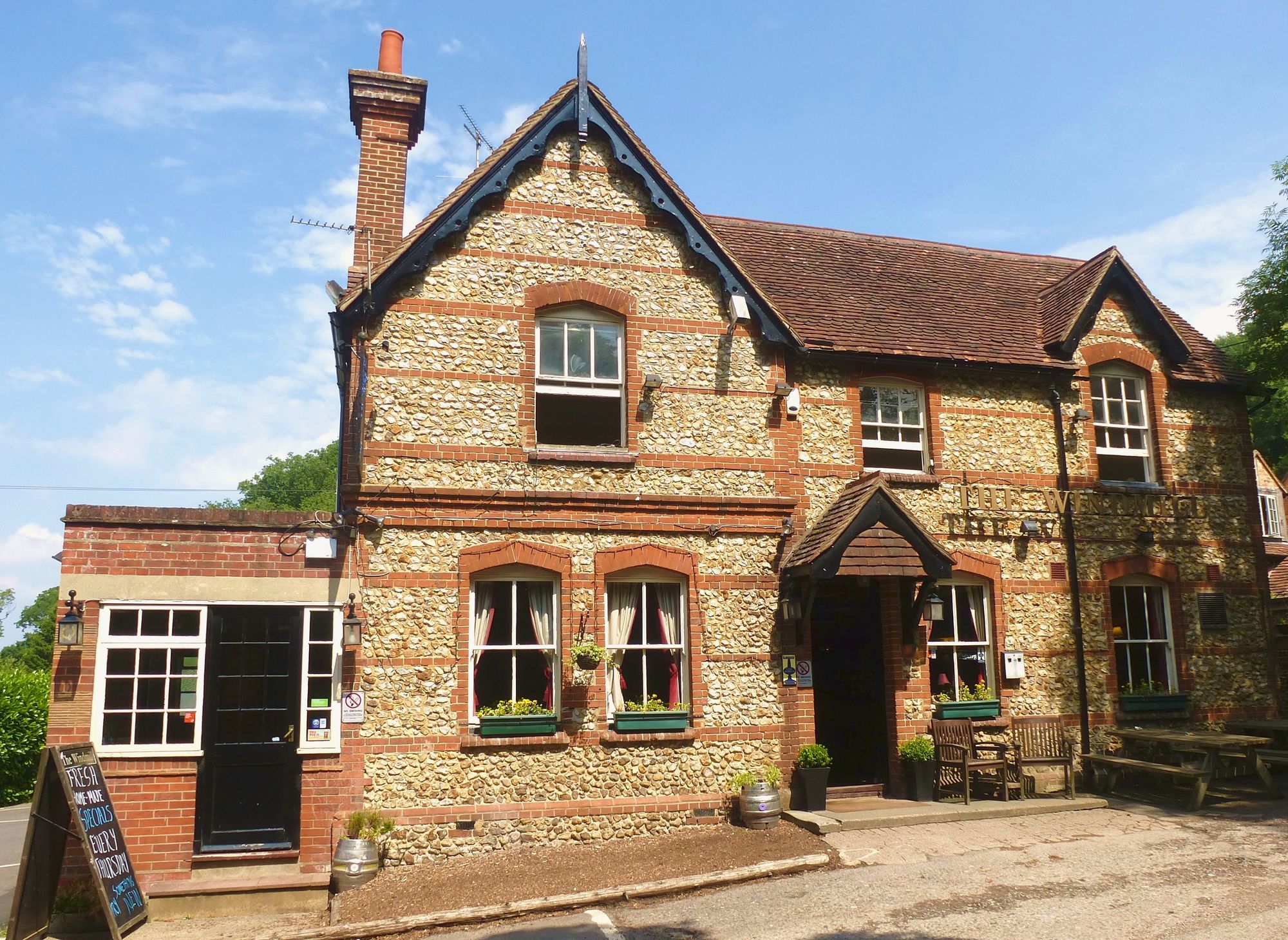 Windmill, Ewshot. (Pub, External). Published on 01-10-2013