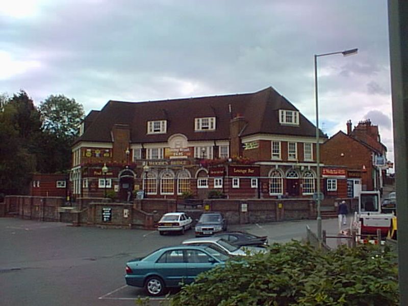 Wooden Bridge - Guildford. (Pub). Published on 03-11-2012