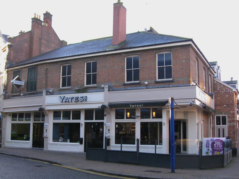 Yates's, Woking. (Pub, External). Published on 14-01-2014