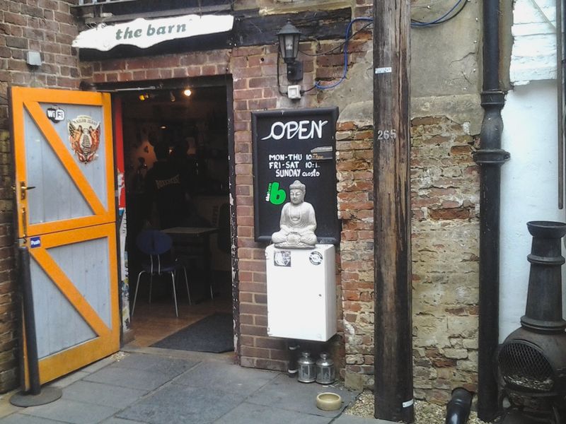 Barn, Farnham. (Pub, External). Published on 08-04-2014 