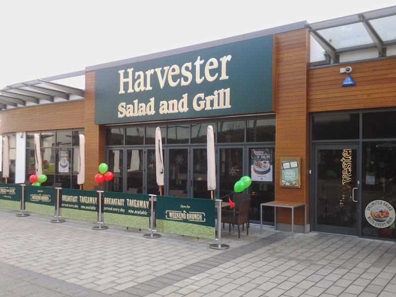 Harvester Westgate, Aldershot. (Pub, External). Published on 14-12-2013
