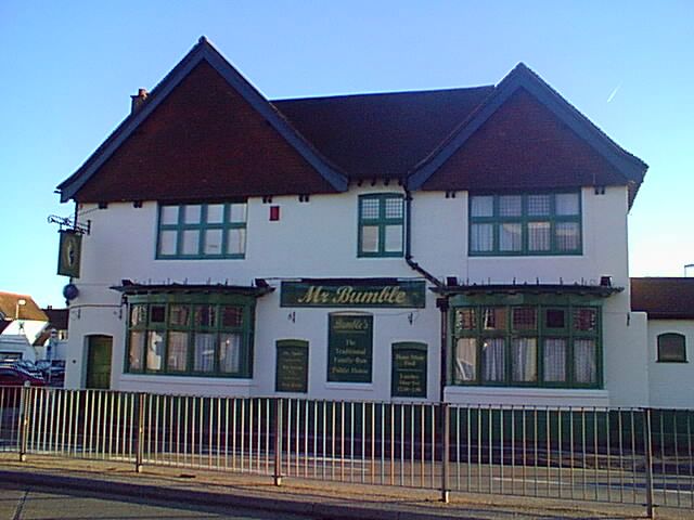 Mr Bumble - Blackwater. (Pub). Published on 03-11-2012