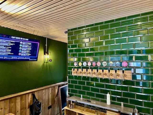(Pub, Bar). Published on 03-06-2024