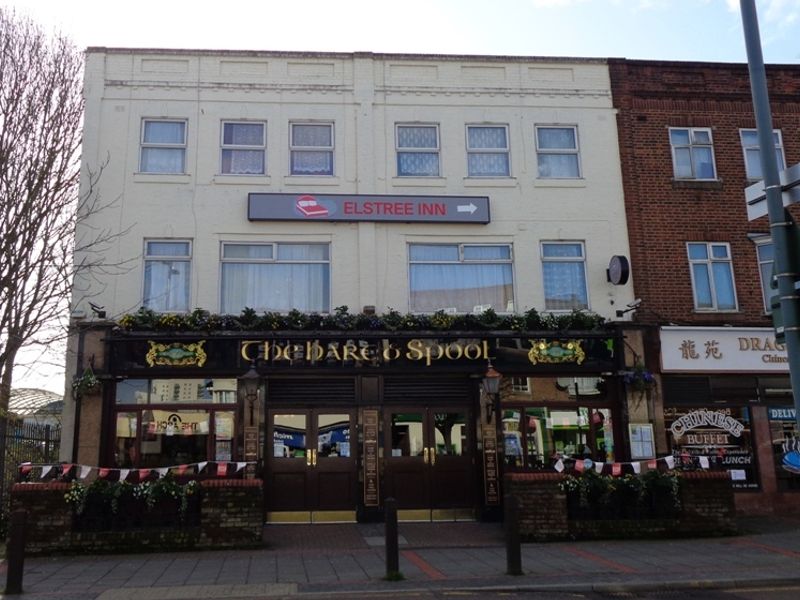 Hart & Spool, Elstree Inn at Borehamwood. (Pub, External, Key). Published on 01-01-1970 