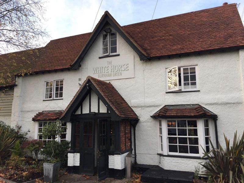 White Horse at Burnham Green. (Pub, External, Key). Published on 11-11-2017