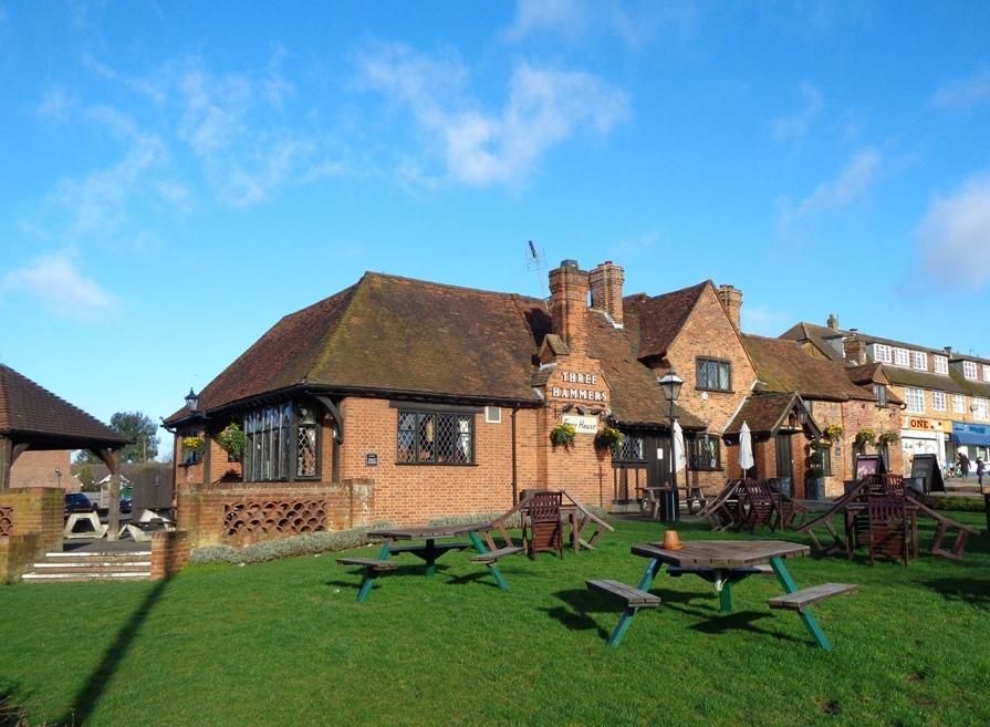 Three Hammers at Chiswell Green. (Pub, External, Key). Published on 01-01-1970