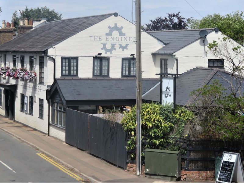 Engineer at Harpenden. (Pub, External). Published on 23-07-2022 