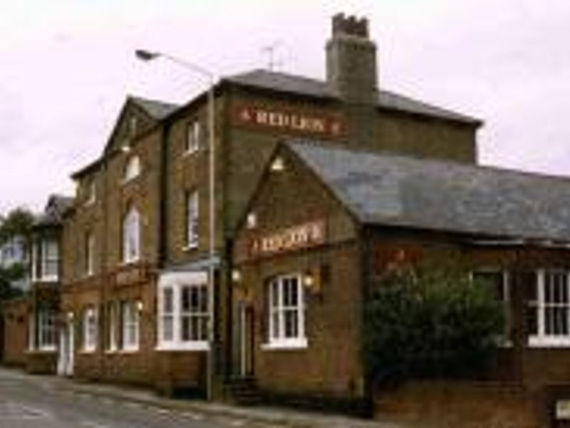 Red Lion at Hatfield. (Pub). Published on 01-01-1970