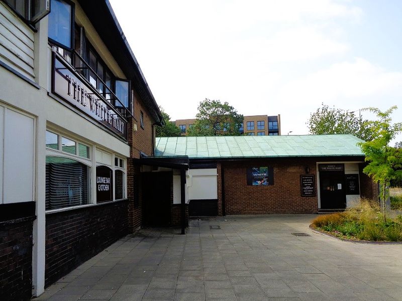 The White Hart at Hatfield. (Pub, External). Published on 18-07-2026 