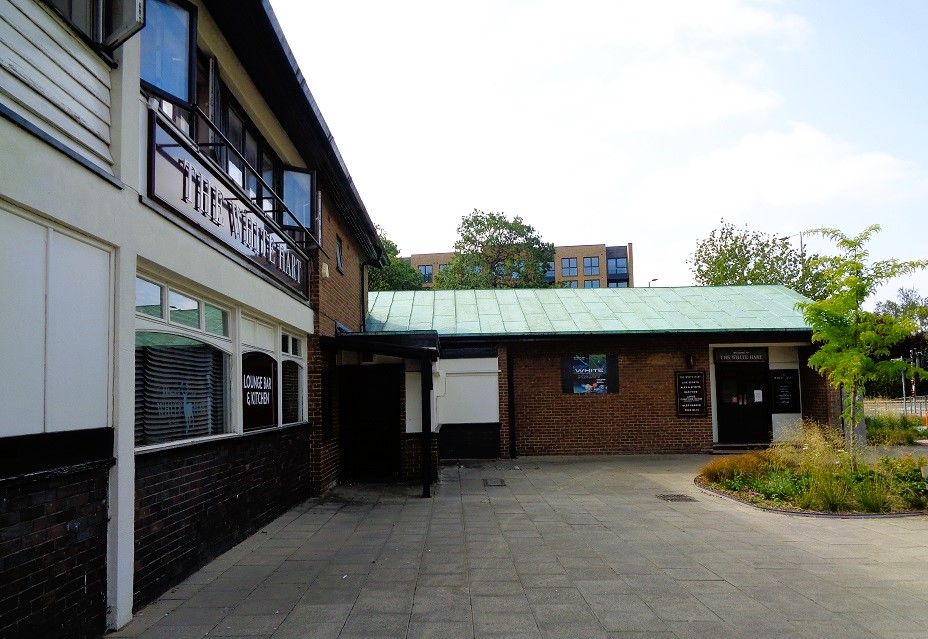 The White Hart at Hatfield. (Pub, External). Published on 18-07-2026