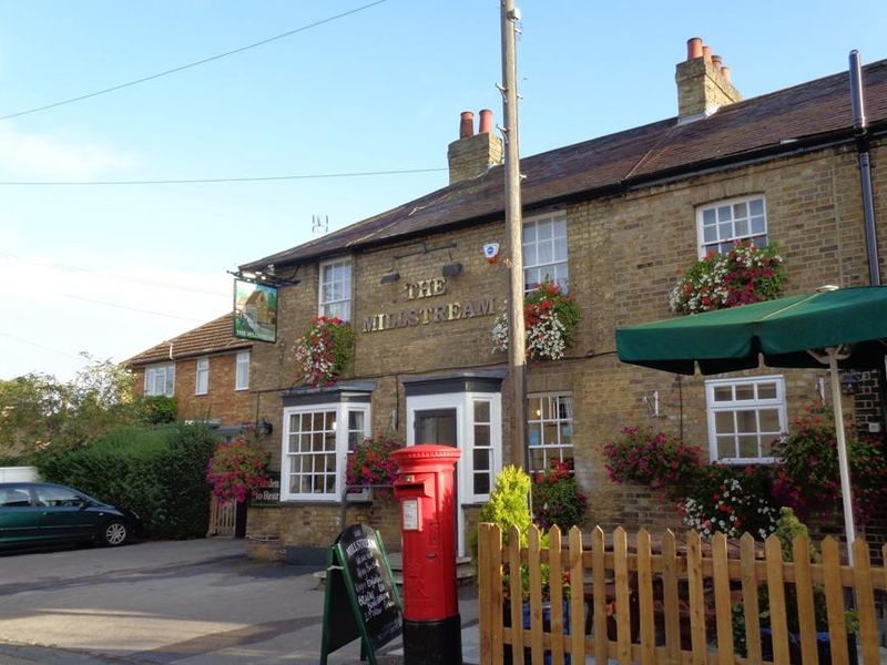 Millstream at Hertford. (Pub, External, Key). Published on 01-01-1970