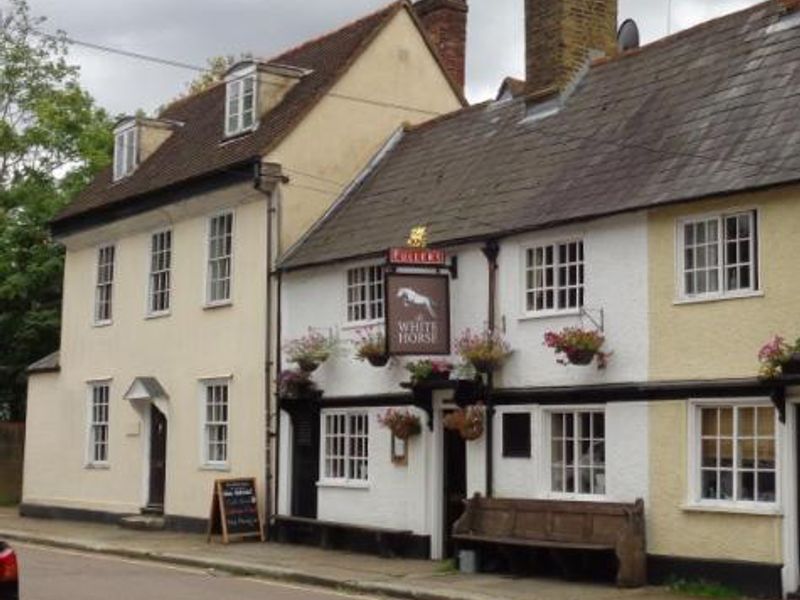 White Horse at Hertford. (Pub, External, Key). Published on 01-01-1970