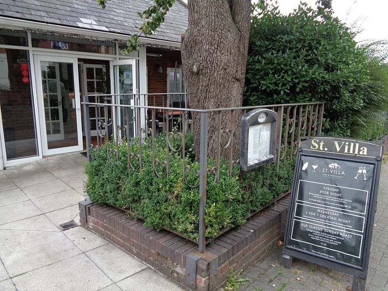 St Villa Bar & Restaurant, St Albans. (Pub, Key). Published on 02-09-2021