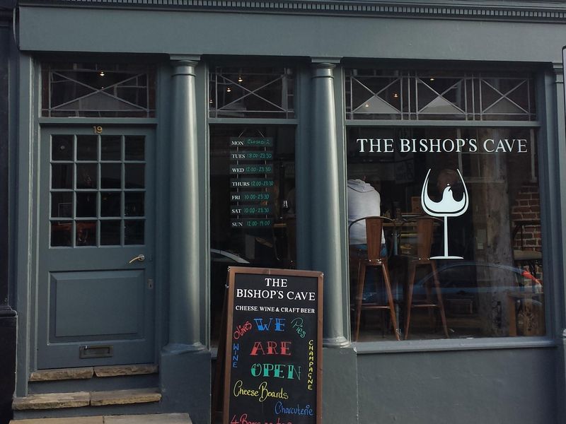 Bishop's Cave, St Albans. (Pub, External, Key). Published on 07-11-2017