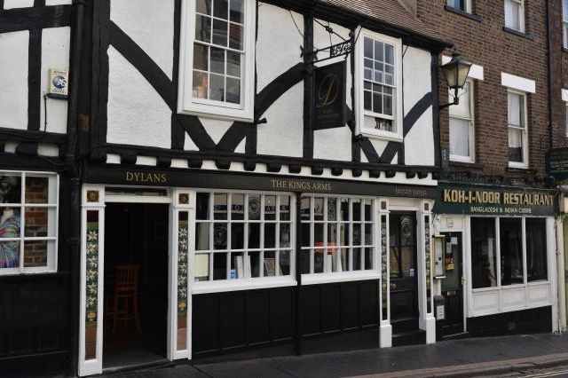The Kings Arms (Dylans), St Albans. (Pub, External). Published on 01-07-2015