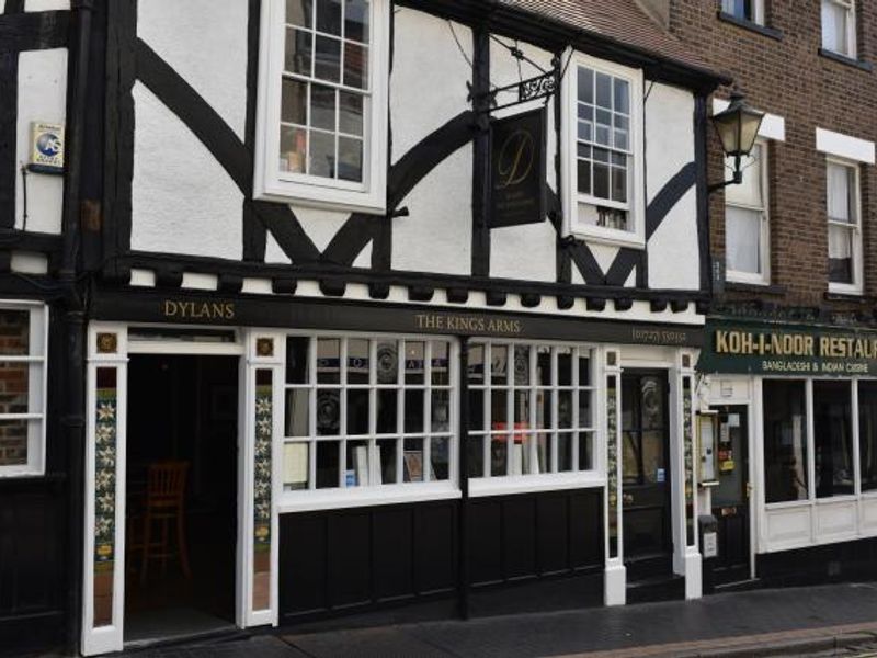 The Kings Arms (Dylans), St Albans. (Pub, External). Published on 01-07-2015 